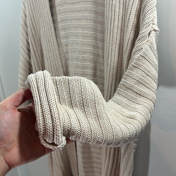 UO Urban Outfitters Oversized XS Ribbed Open Front Soft Comfy Rolled Sleeve - Picture 3 of 5